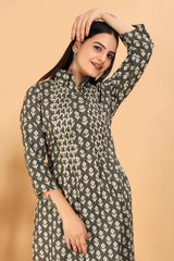 Green Printed Cotton Fabric Kurti pant